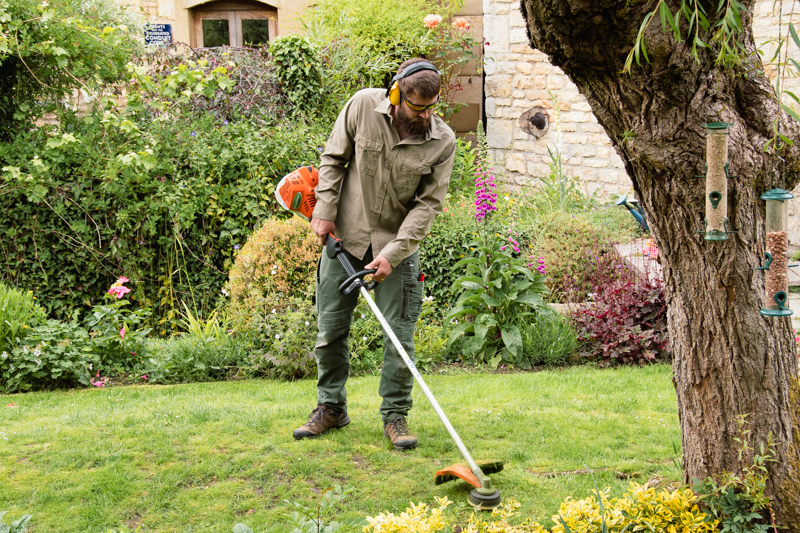 Rose Above - Garden Maintenance